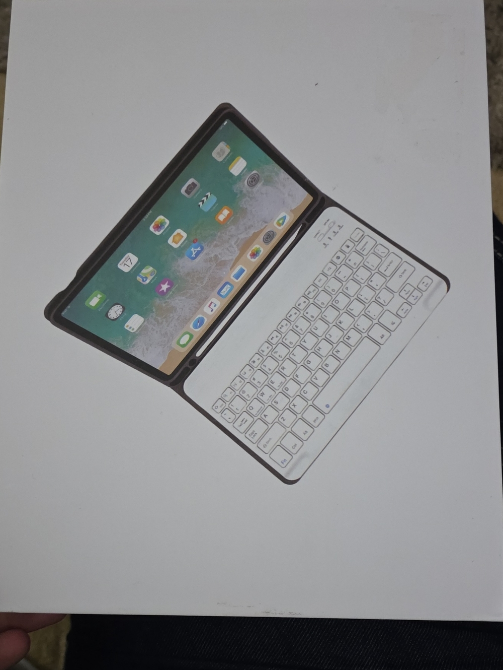Wireless Bluetooth Keyboard Case for Tablet - White